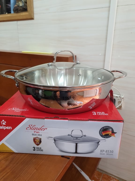 CHẢO XÀO LẨU INOX ĐÚC LIỀN KHỐI KALPEN SIZ8 30CM