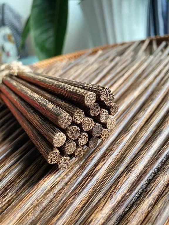 ĐŨA MỘC TỰ NHIÊN, KHÔNG SƠN HAY PHUN PU