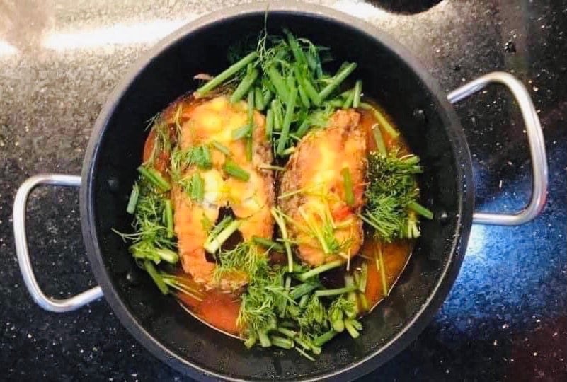 Nồi kho cá chống dính, hay còn gọi là chảo sâu lòng FiveStar