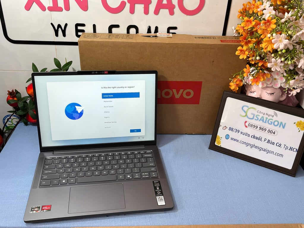 Laptop Lenovo IdeaPad Slim 3 14ARP10 83K6005UVN