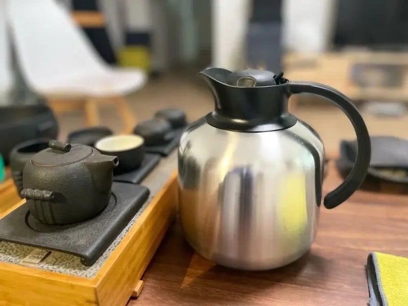 BÌNH GIỮ NHIỆT SLUKA 1.8L – HÀNG IKEA