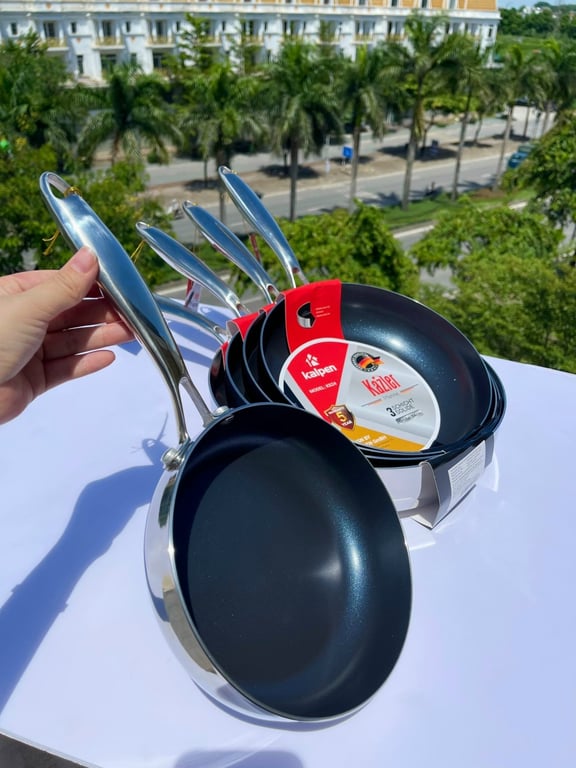 CHẢO INOX ĐÚC LIỀN KHỐI CHỐNG DÍNH KALPEN KAZLER size 20-24-26-28-30