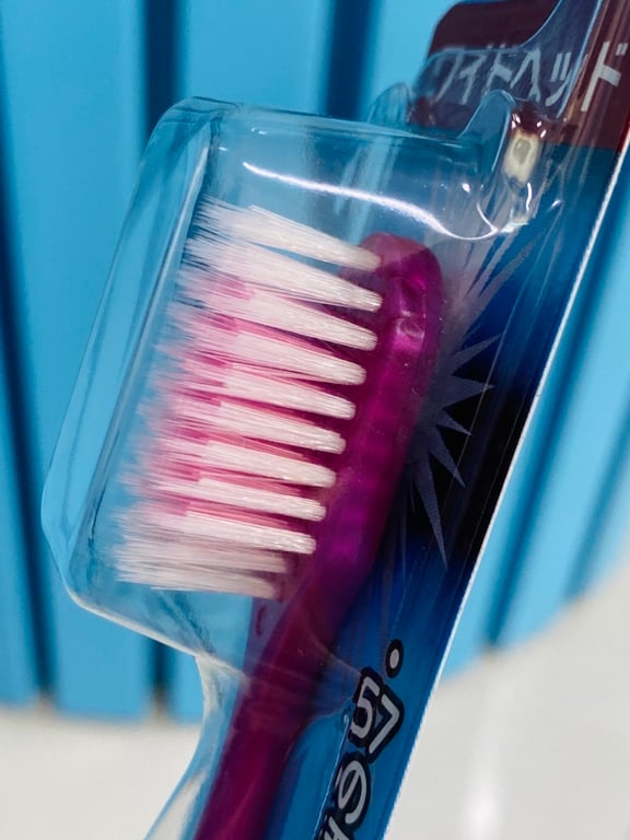 Bàn chải đánh răng DENT-INN Nhật Bản