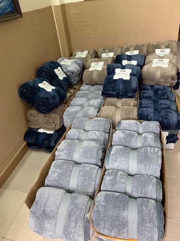 Chăn lông cừu Kirkland Mỹ