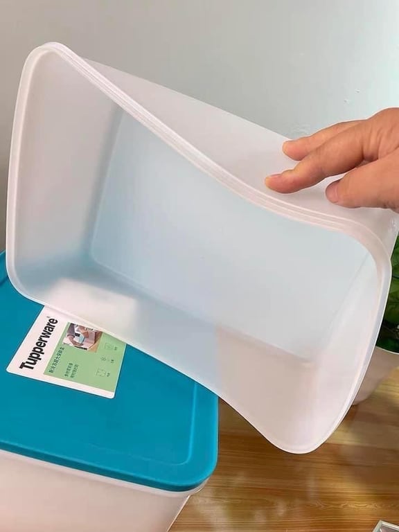 HỘP TUPPERWARE NGĂN ĐÔNG CỠ ĐẠI 5.7L