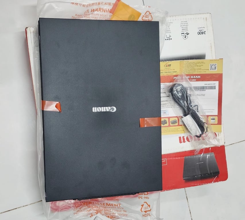 Máy Quét Tài Liệu Canon Lide 300