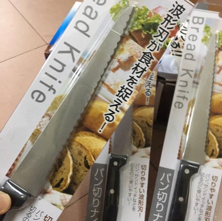 Dao răng cưa cắt bánh mỳ, trái cây Seiwa Pro 31cm Nhật Bản