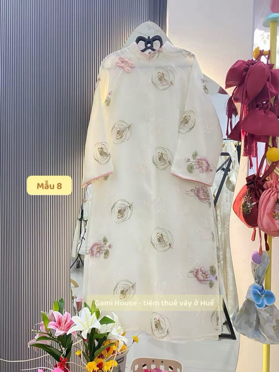 Áo dài voan thêu viền hồng 4 tà - freesize