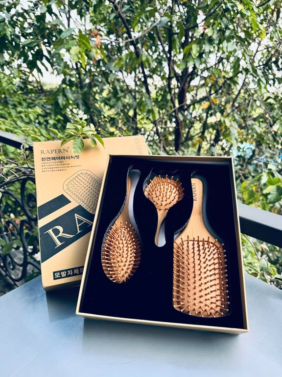 LƯỢC ĐỆM KHÍ MASSAGE DA ĐẦU – RAPERN NC269