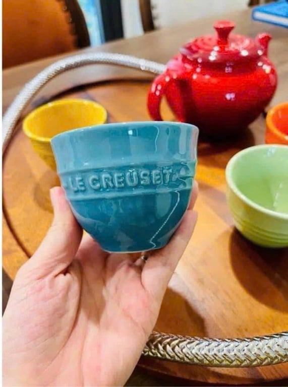BỘ ẤM CHÉN CẦU VỒNG LE CREUSET