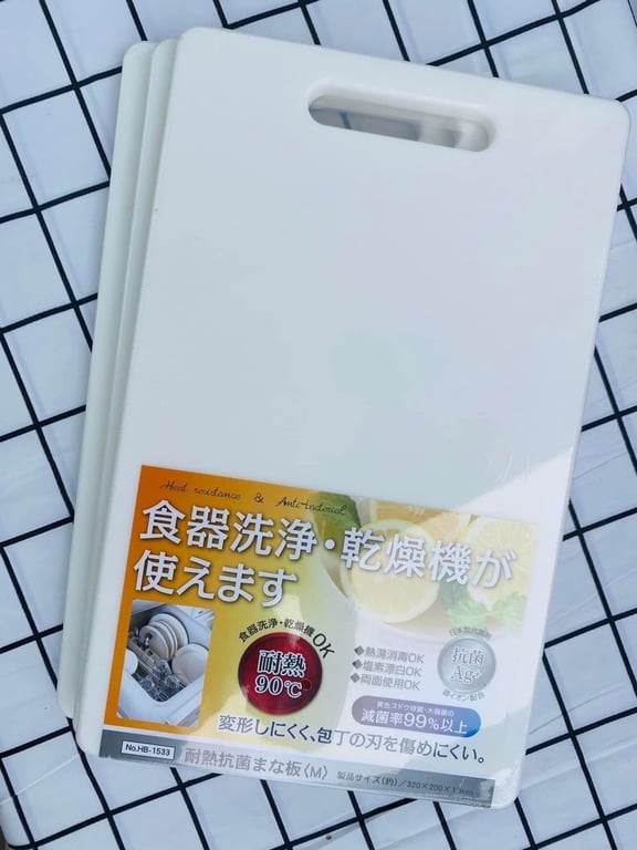 THỚT NHỰA KHÁNG KHUẨN NHẬT BẢN DÀY 1.3cm