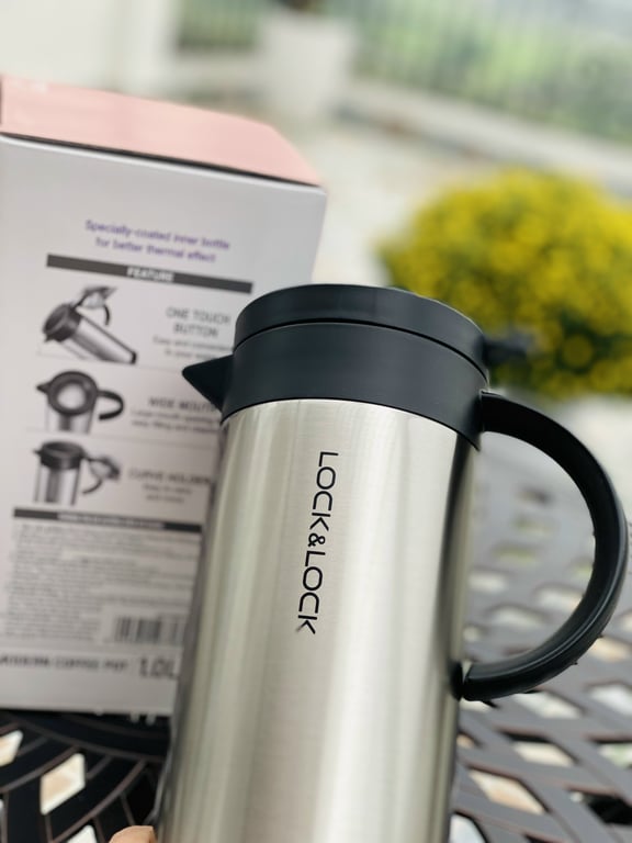 BÌNH GIỮ NHIỆT ĐỰNG CÀ PHÊ PENGUIN LOCK&LOCK 1L LHC1444