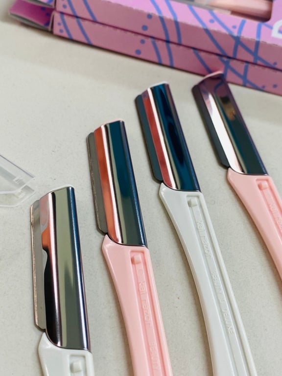 SÉT 4 DAO CẠO LÔNG MÀY KAI NHẬT BẢN BTL-4H