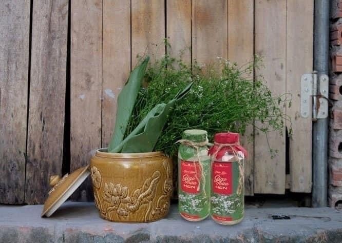 NƯỚC THƠM MÙI GIÀ - DÙNG ĐỂ LAU BÀN THỜ