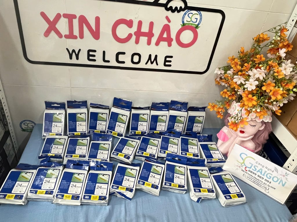Giấy in nhãn Brother siêu dính TZE-S251 24mm