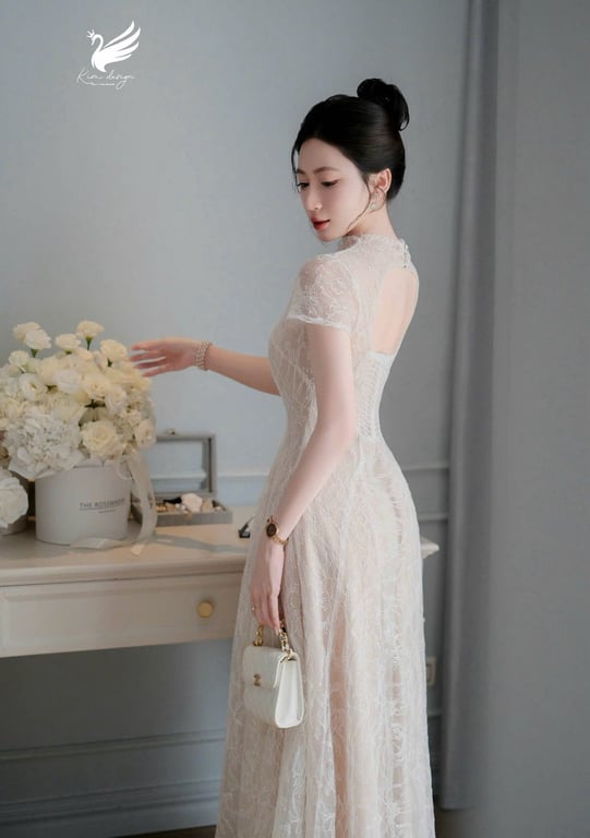Đầm ren xoè Khâu