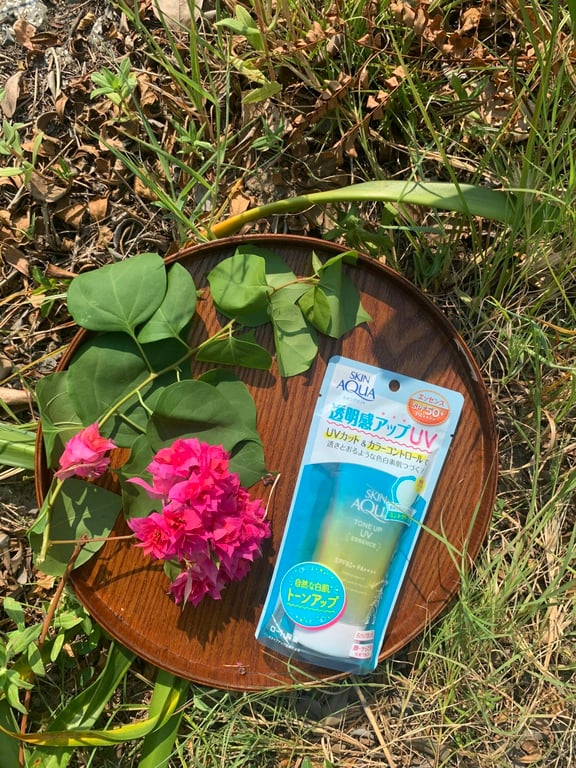 𝐊𝐞𝐦 𝐜𝐡𝐨̂́𝐧𝐠 𝐧𝐚̆́𝐧𝐠 𝐒𝐊𝐈𝐍 𝐀𝐐𝐔𝐀