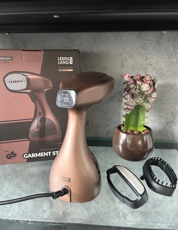 BÀN LÀ HƠI NƯỚC CẦM TAY LEBENLANG ĐỨC LBD528S MÀU HỒNG