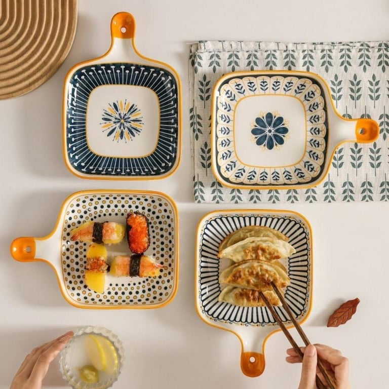 Set 4 đĩa hoạ tiết retro sang chảnh