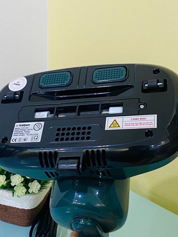 Máy Hút Bụi Diệt Khuẩn UV Thông Minh Kalpen VKC-3901