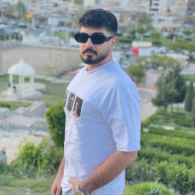 SinaGhaderi pfp