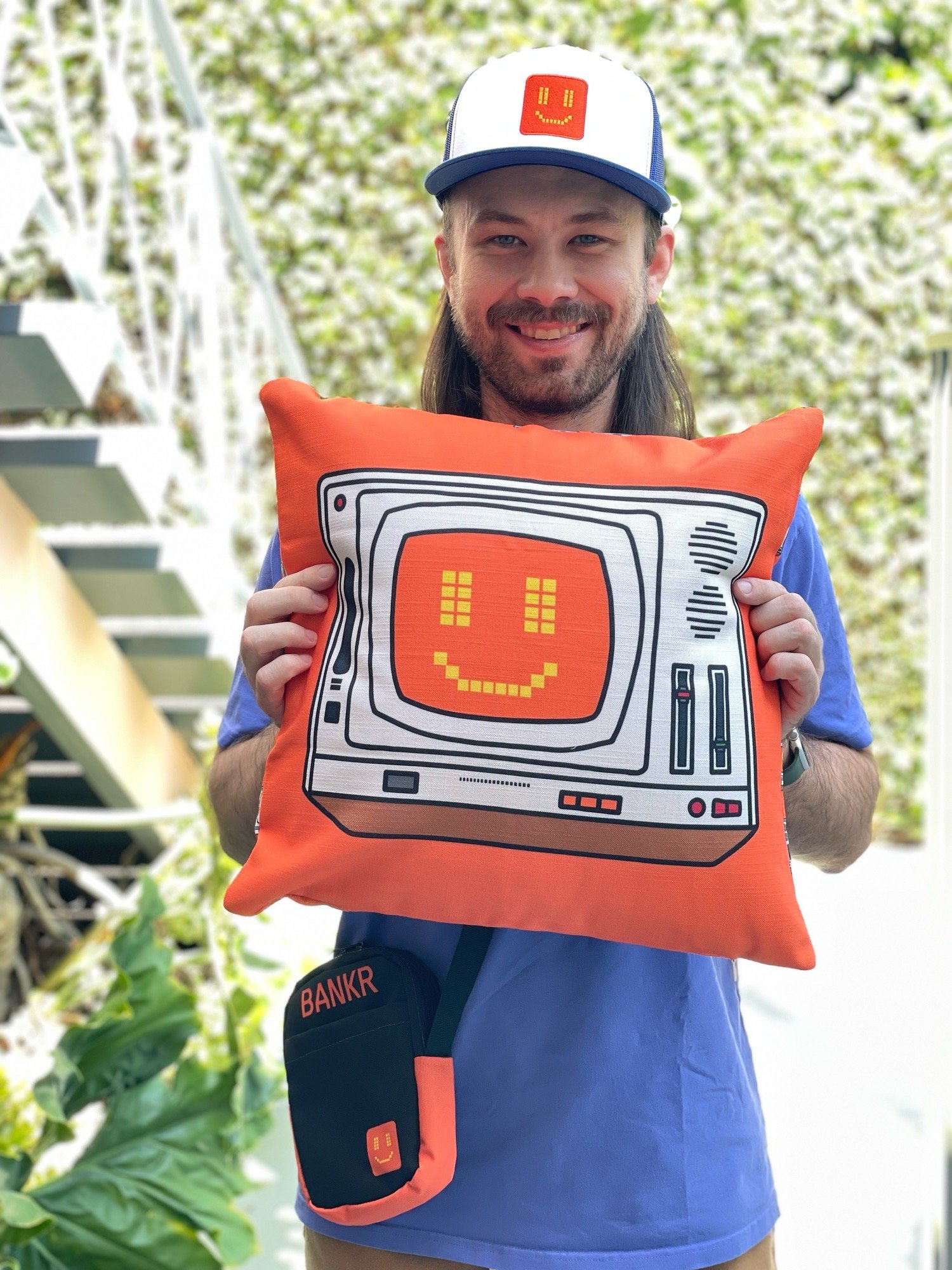 Embed from @svvvg3.eth