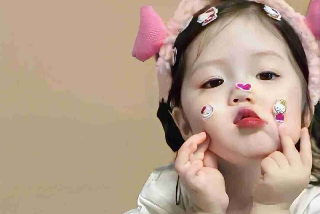 LucieWei (luciewei) Farcaster social identity (Fname handle) PFP