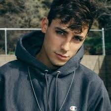 rgheheheu.lens Lens social identity (.lens handle) PFP