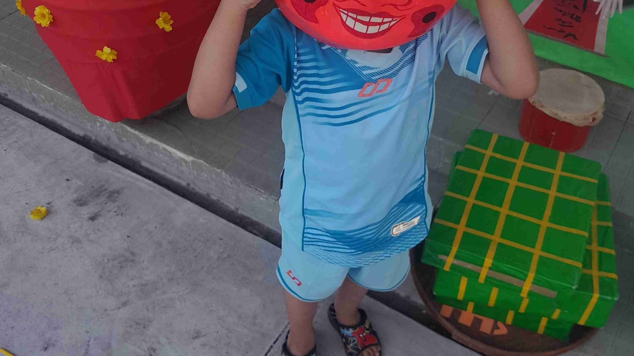 Bluedragon (phamducphuong) Farcaster social identity (Fname handle) PFP