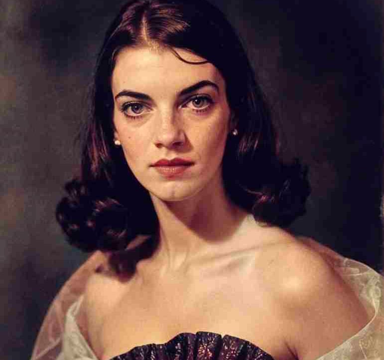 Rita Gibbs pfp