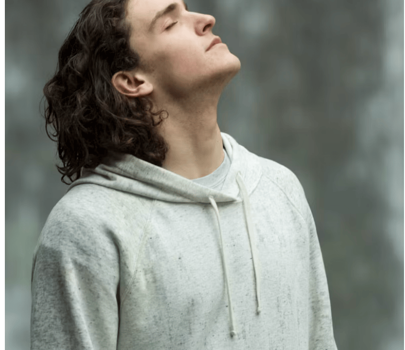 SilverSquire (gamblevalentin) Farcaster social identity (Fname handle) PFP