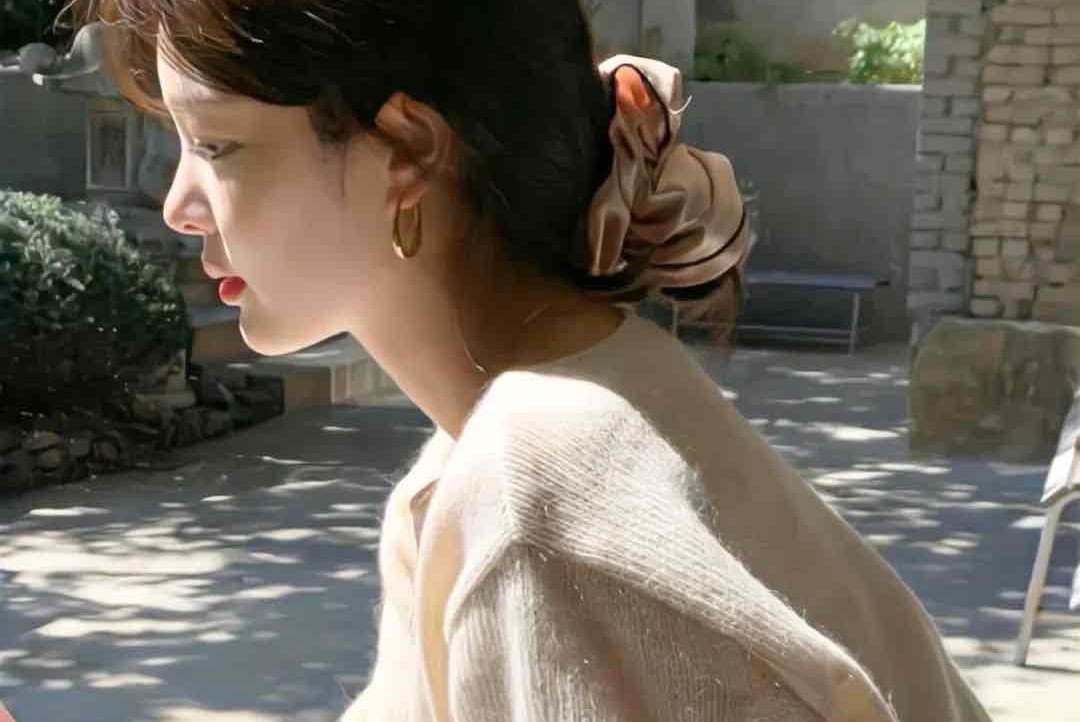 Lesa (wlke) Farcaster social identity (Fname handle) PFP