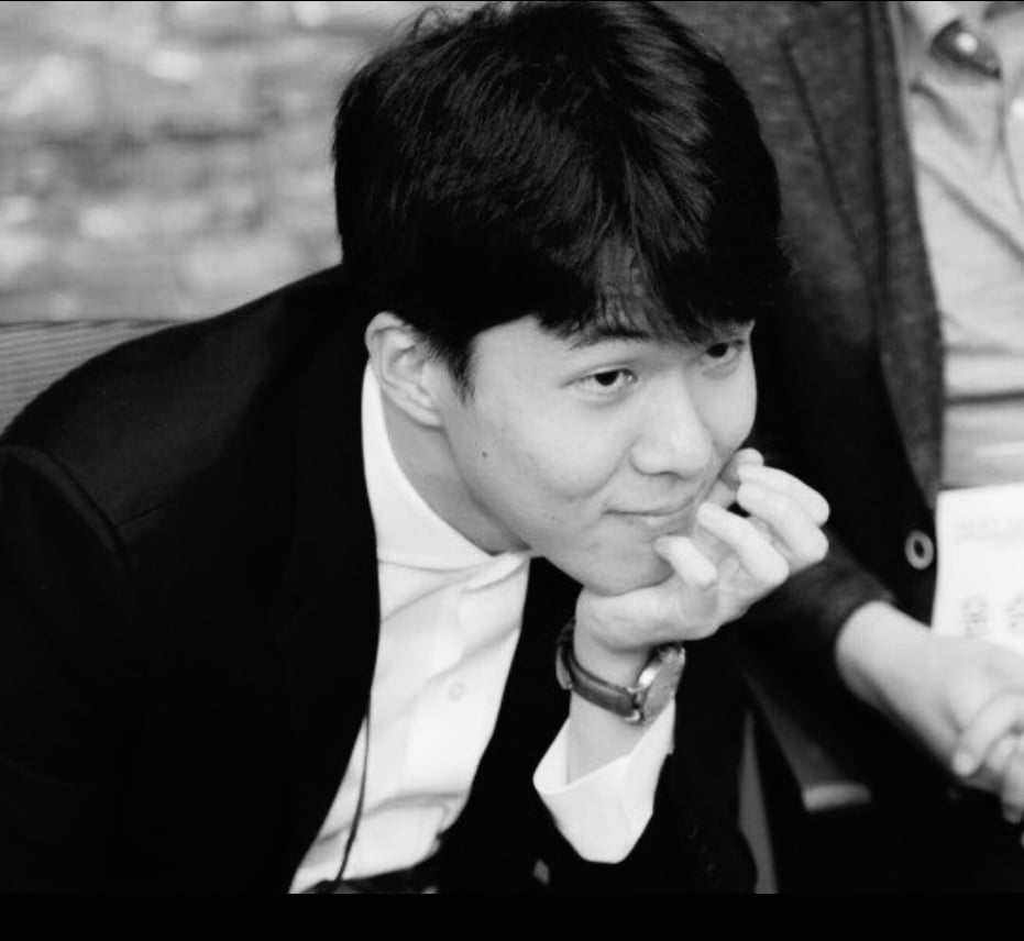 Ji pfp