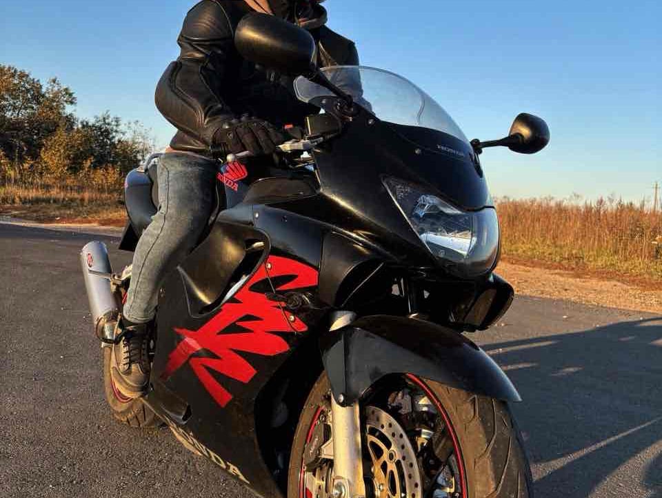 Maxim (safirion.lens) Lens social identity (.lens handle) PFP