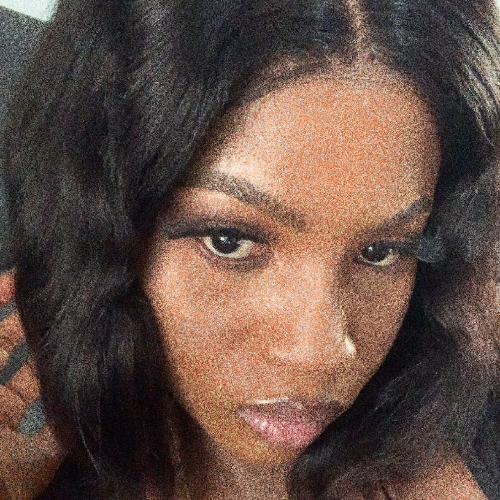 Omolola pfp