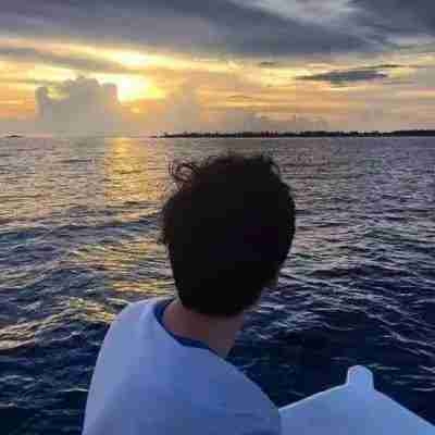 Abur (aburtosibeto) Farcaster social identity (Fname handle) PFP