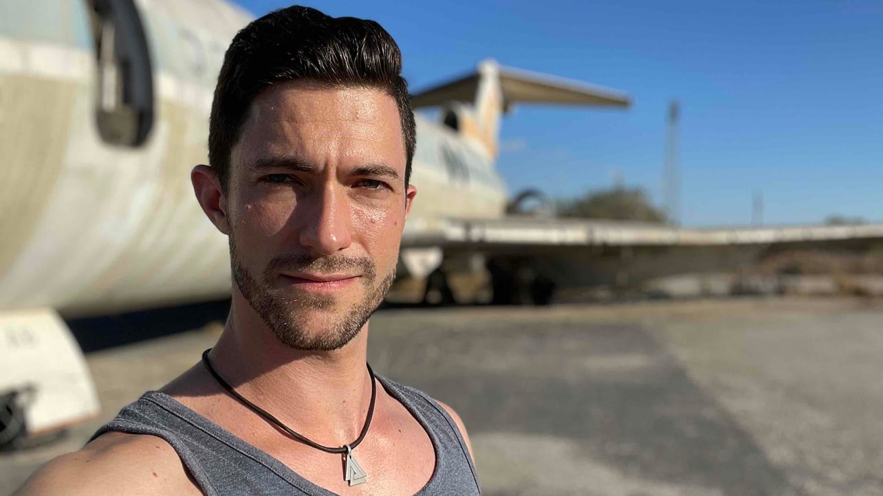 Alex (0xschnitzel) Farcaster social identity (Fname handle) PFP