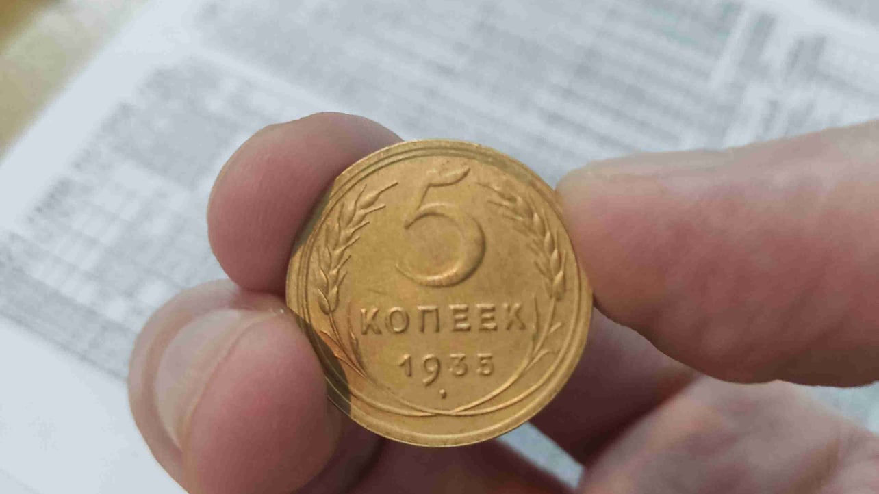 Anton (sservak-38) Farcaster social identity (Fname handle) PFP