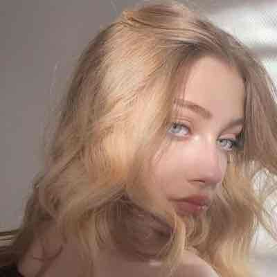 winniety Farcaster social identity (Fname handle) PFP