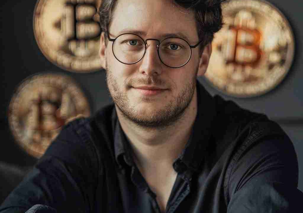 CryptoPioneers pfp