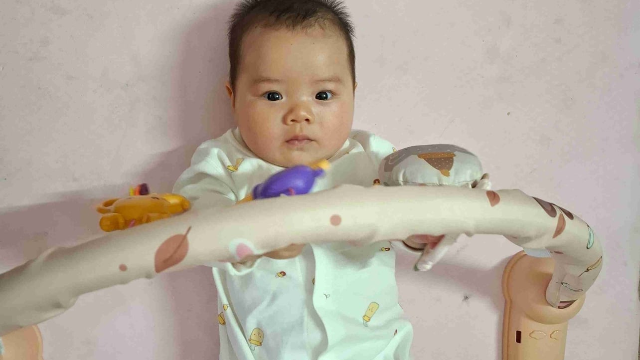 rohy (rohye.lens) Lens social identity (.lens handle) PFP