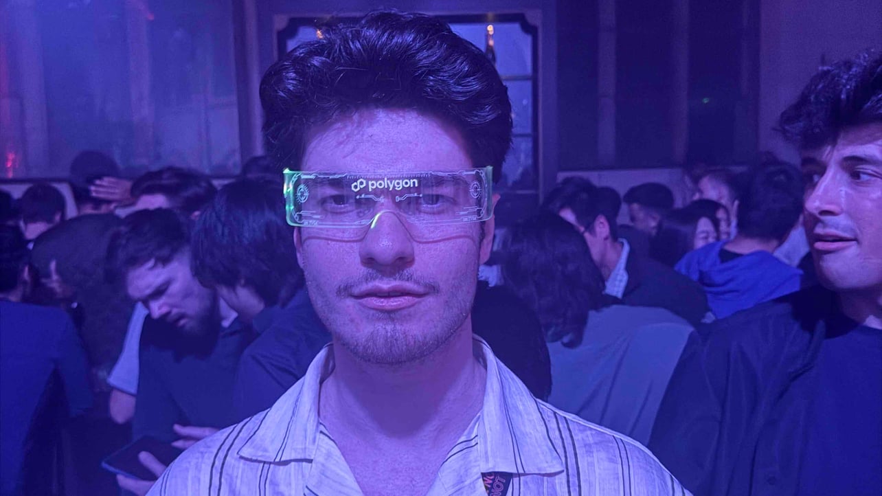 Zafer Güray Gündüz (zgg) Farcaster social identity (Fname handle) PFP