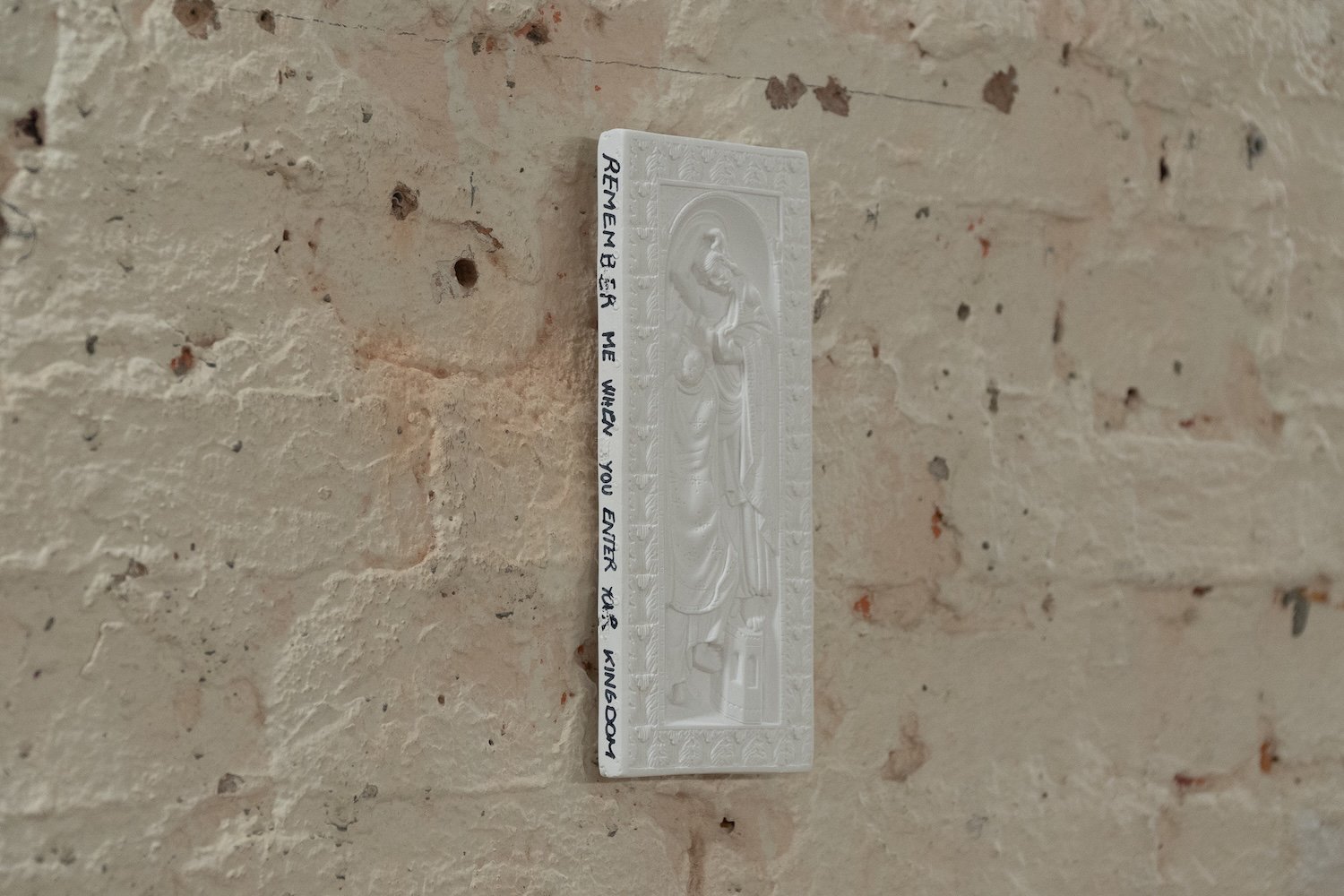 Cast image