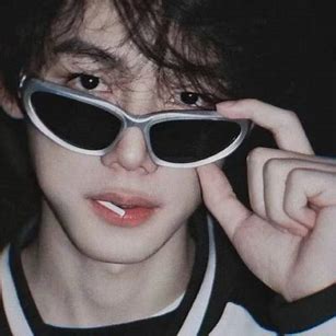 somentemilk Farcaster social identity (Fname handle) PFP