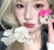 fuzey pfp