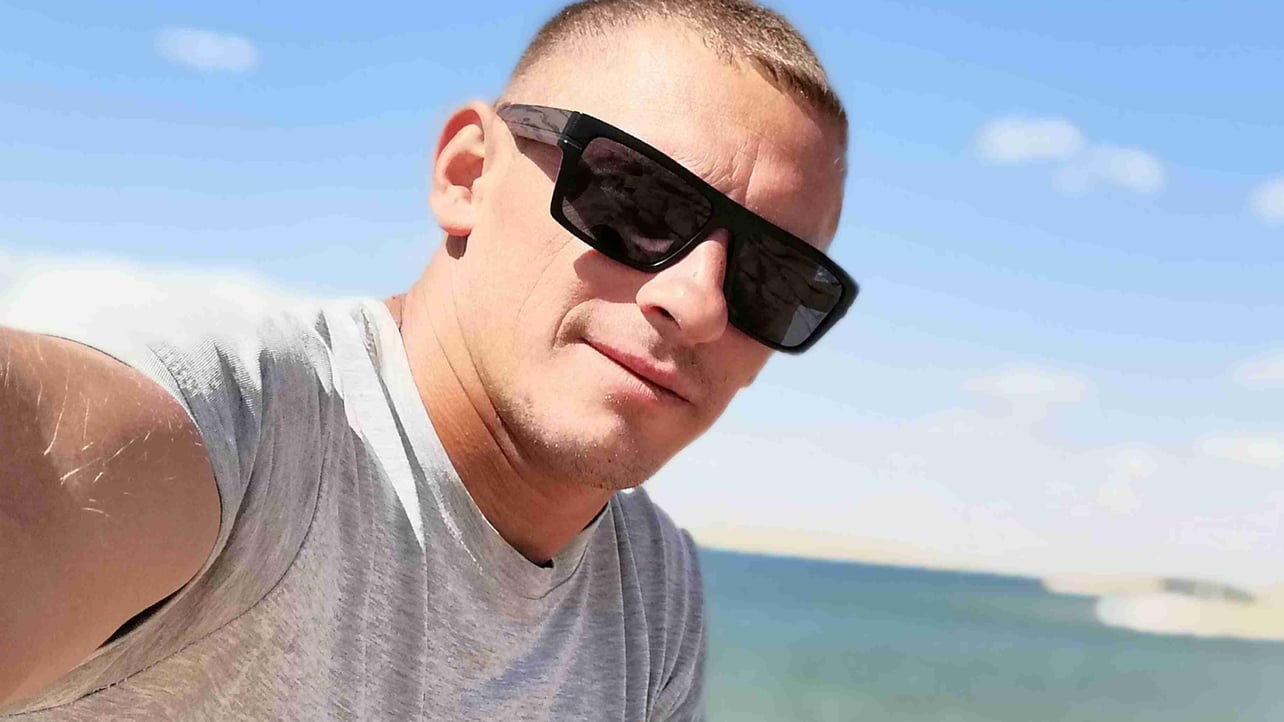 Maxim (bangbox) Farcaster social identity (Fname handle) PFP