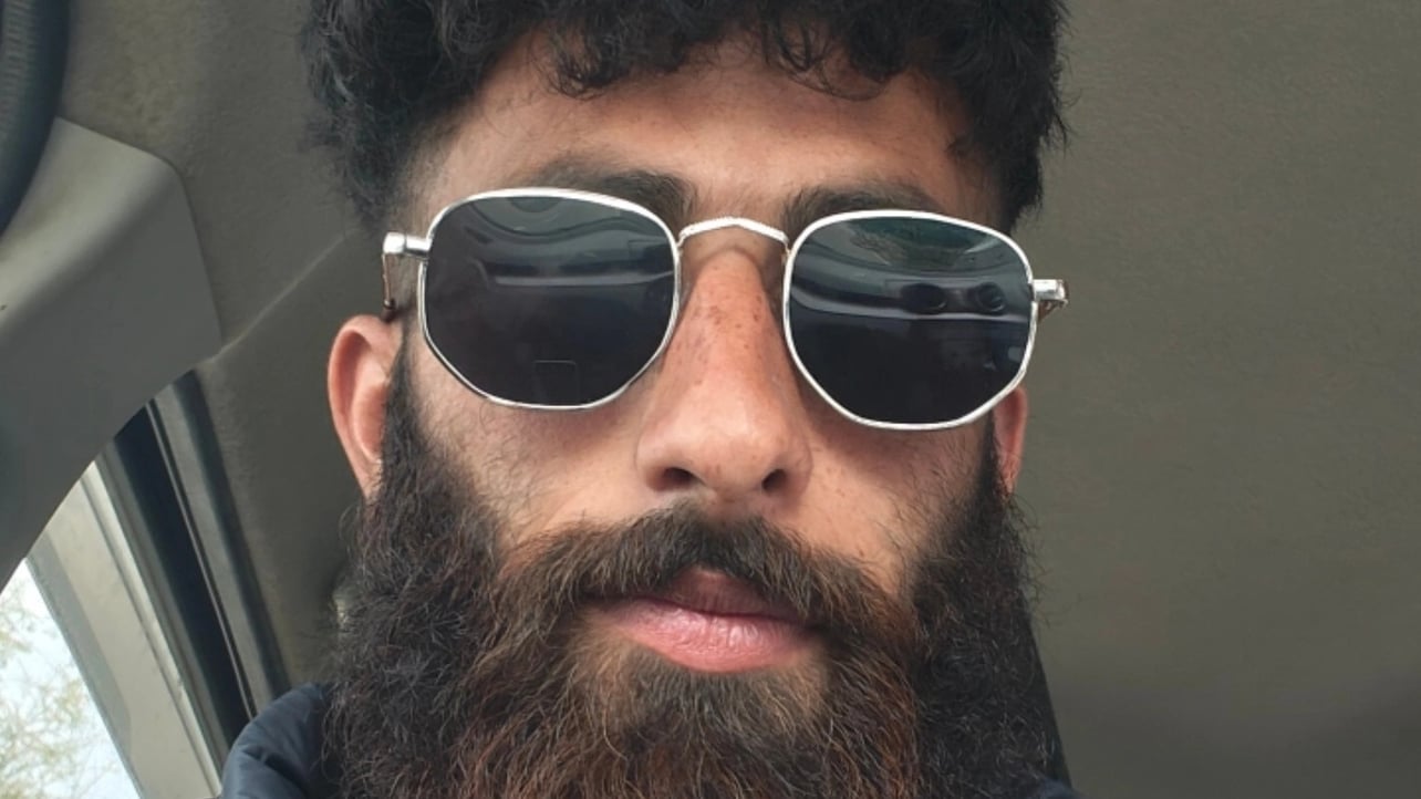 asloob.base.eth (asloob.eth) Farcaster social identity (Fname handle) PFP