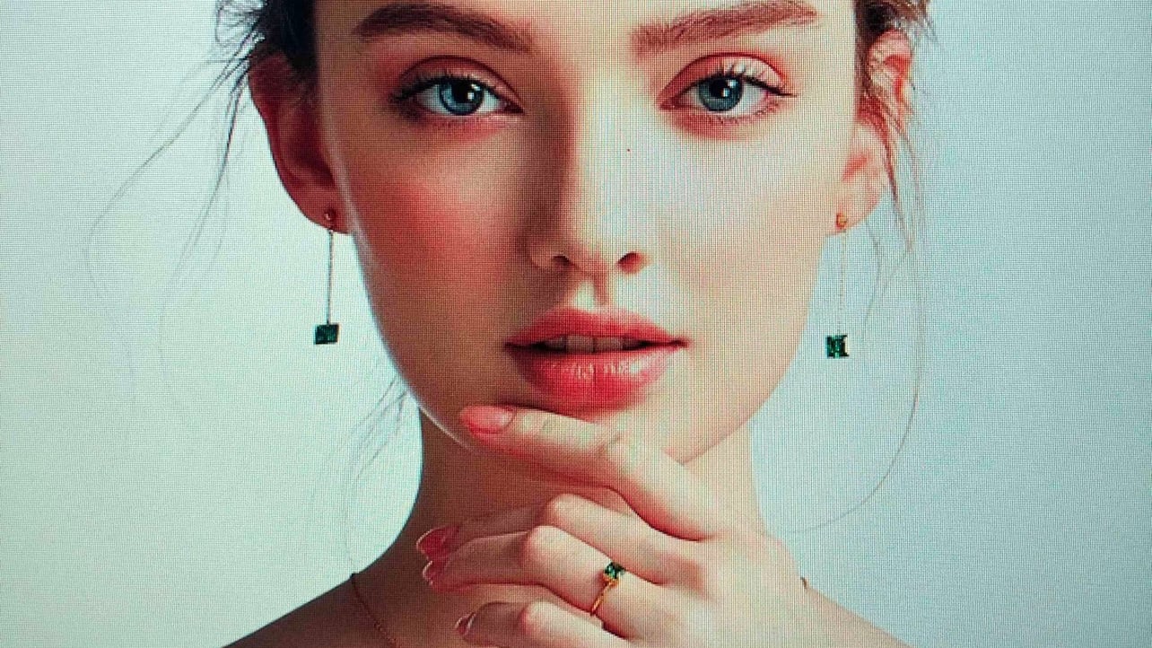 Baylee Black (yyyyyv) Farcaster social identity (Fname handle) PFP