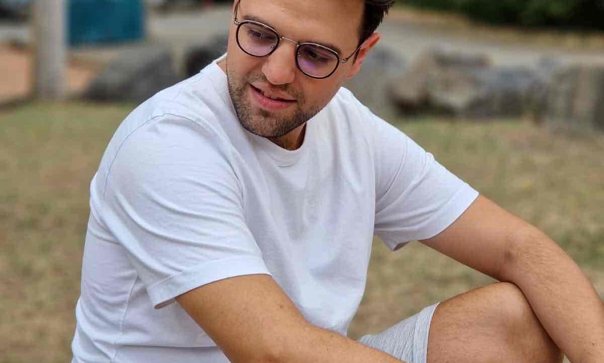 FrançoisDIY (francoisdiy) Farcaster social identity (Fname handle) PFP