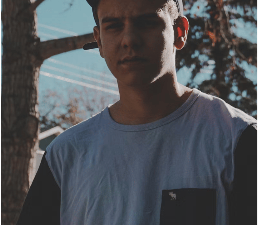 CrochetArtist (ramosnyla) Farcaster social identity (Fname handle) PFP